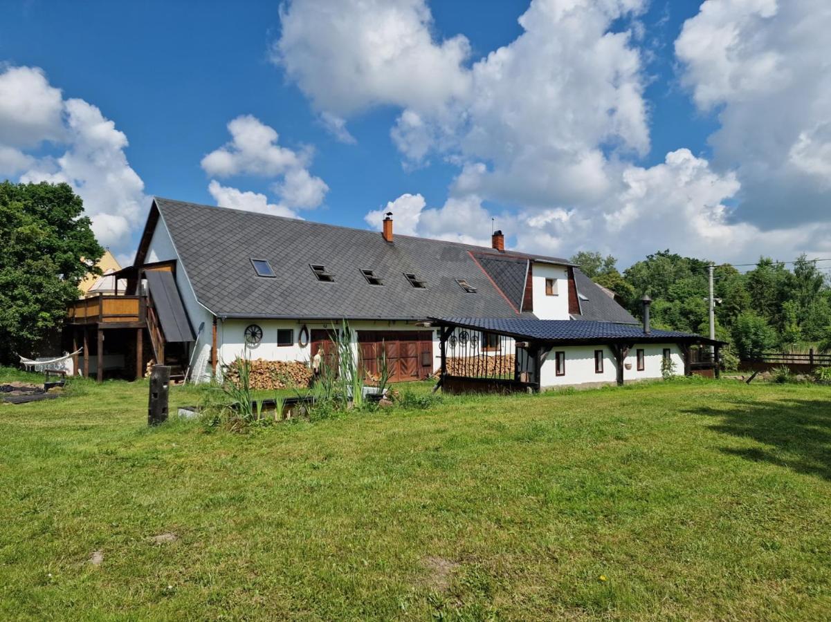 Apartamento Premyslovsky Dvur Slezske Pavlovice Exterior foto